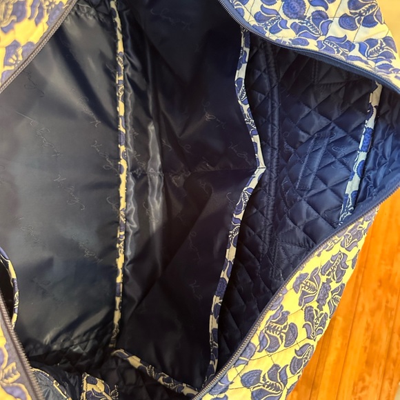 Vera Bradley Large Travel Duffel Bag Blue Cobalt Tile - Picture 3 of 9